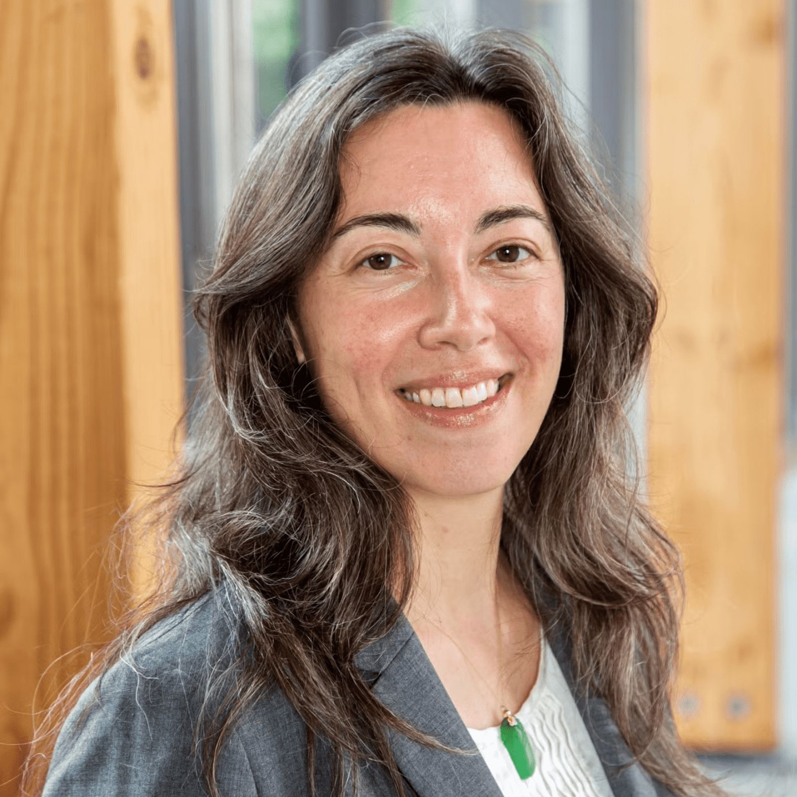 Vanessa Schweizer 1600x1600px