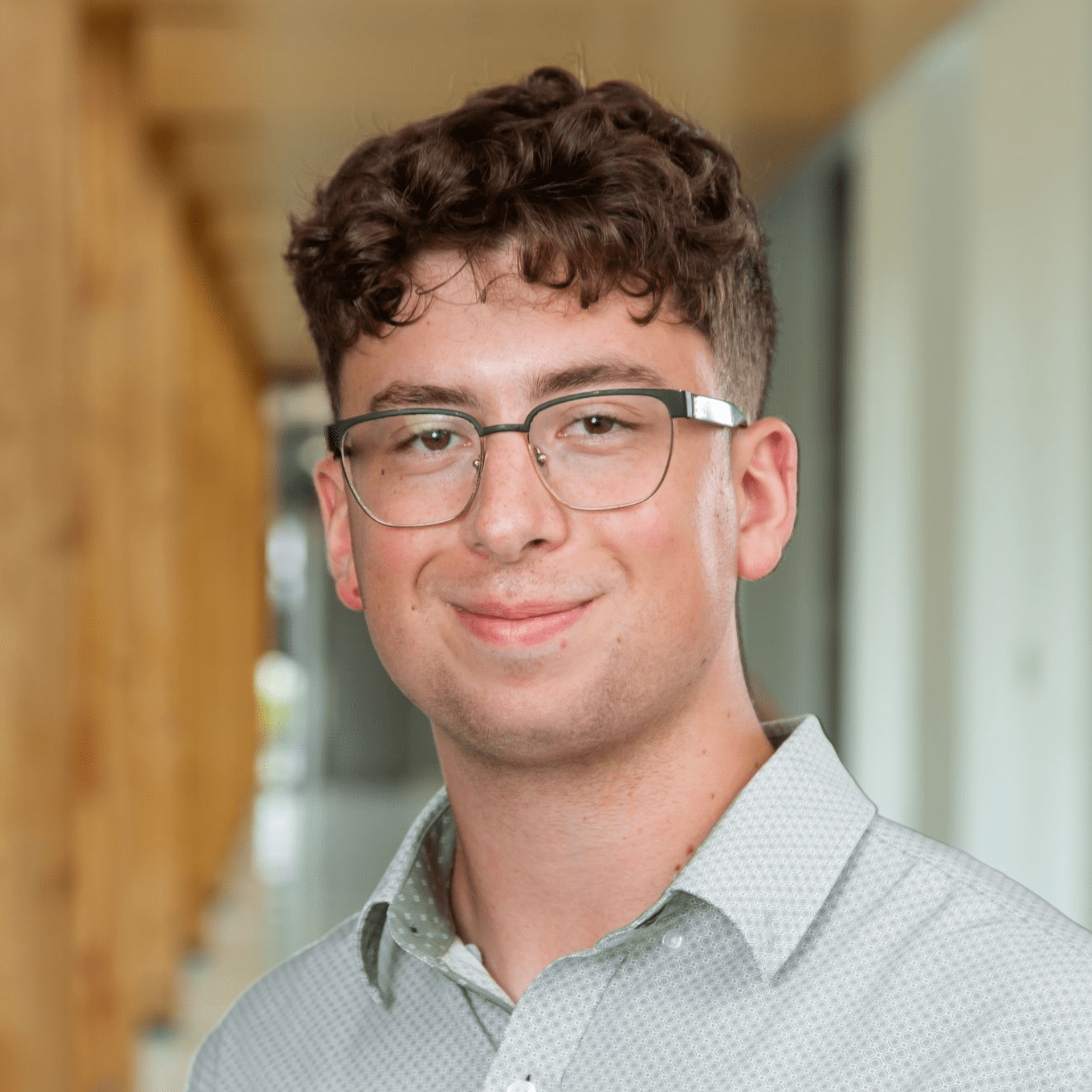 Iain Sutcliffe MAGG 1600x1600px