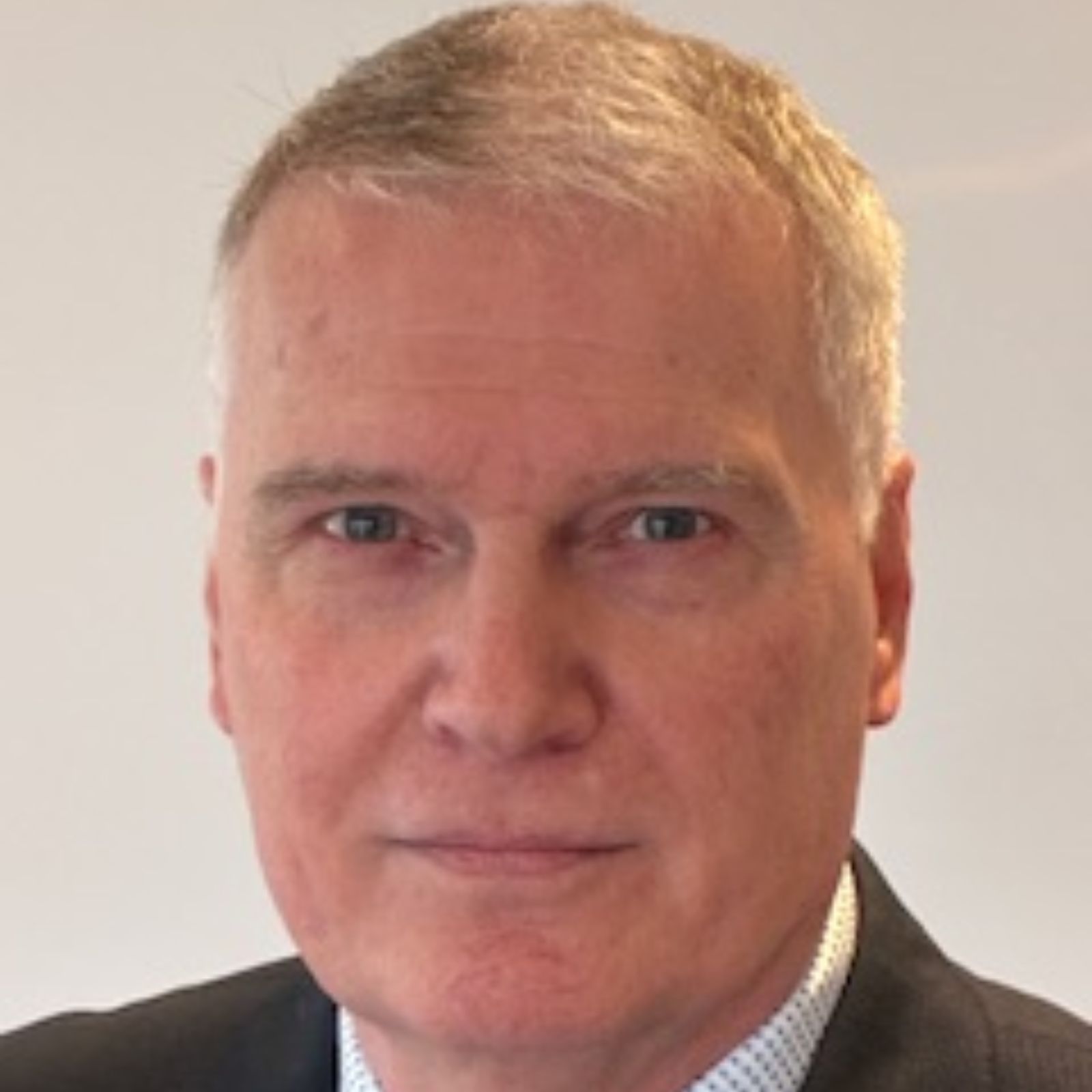 Michael Dark 1600x1600px