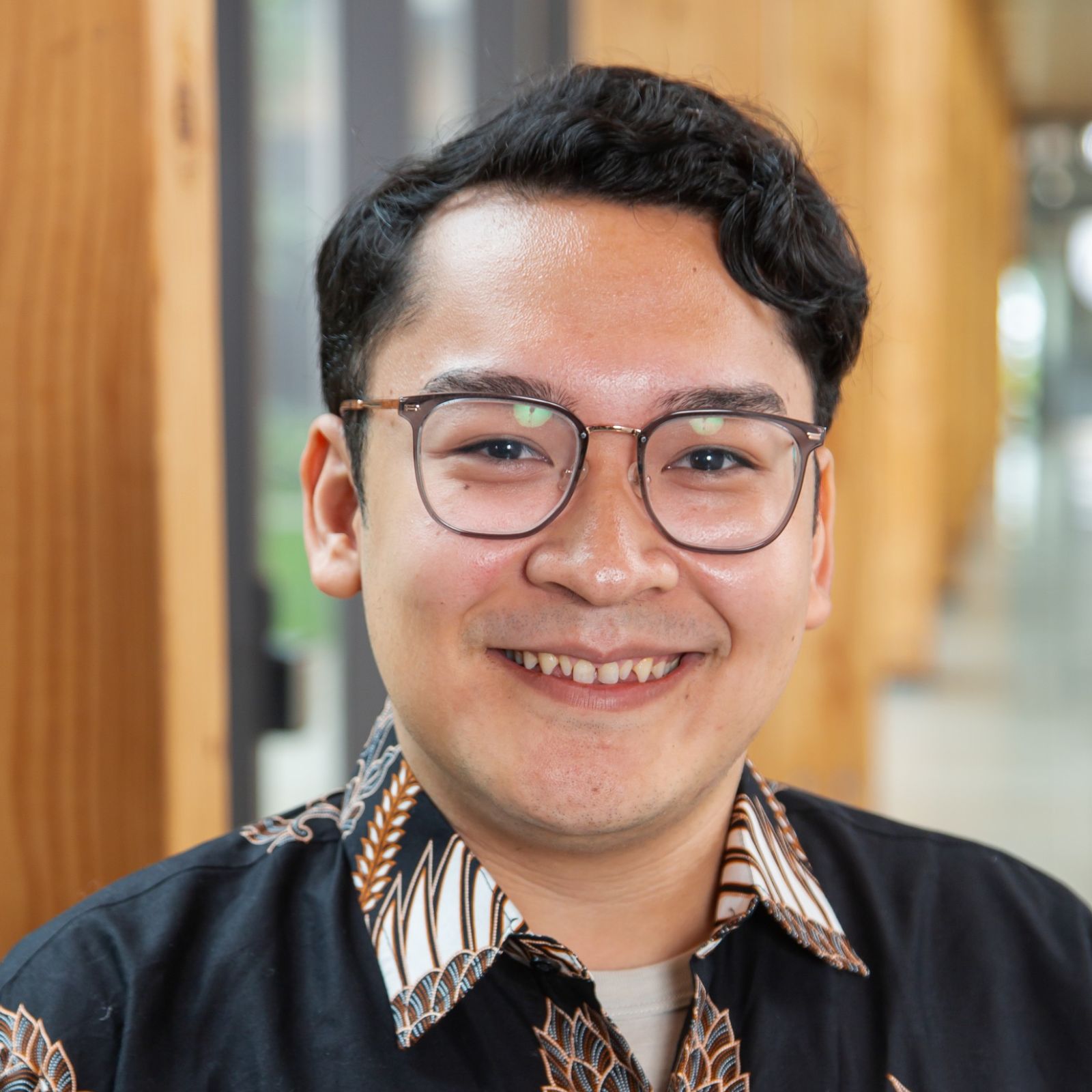 Alex Waworuntu 1600x1600px